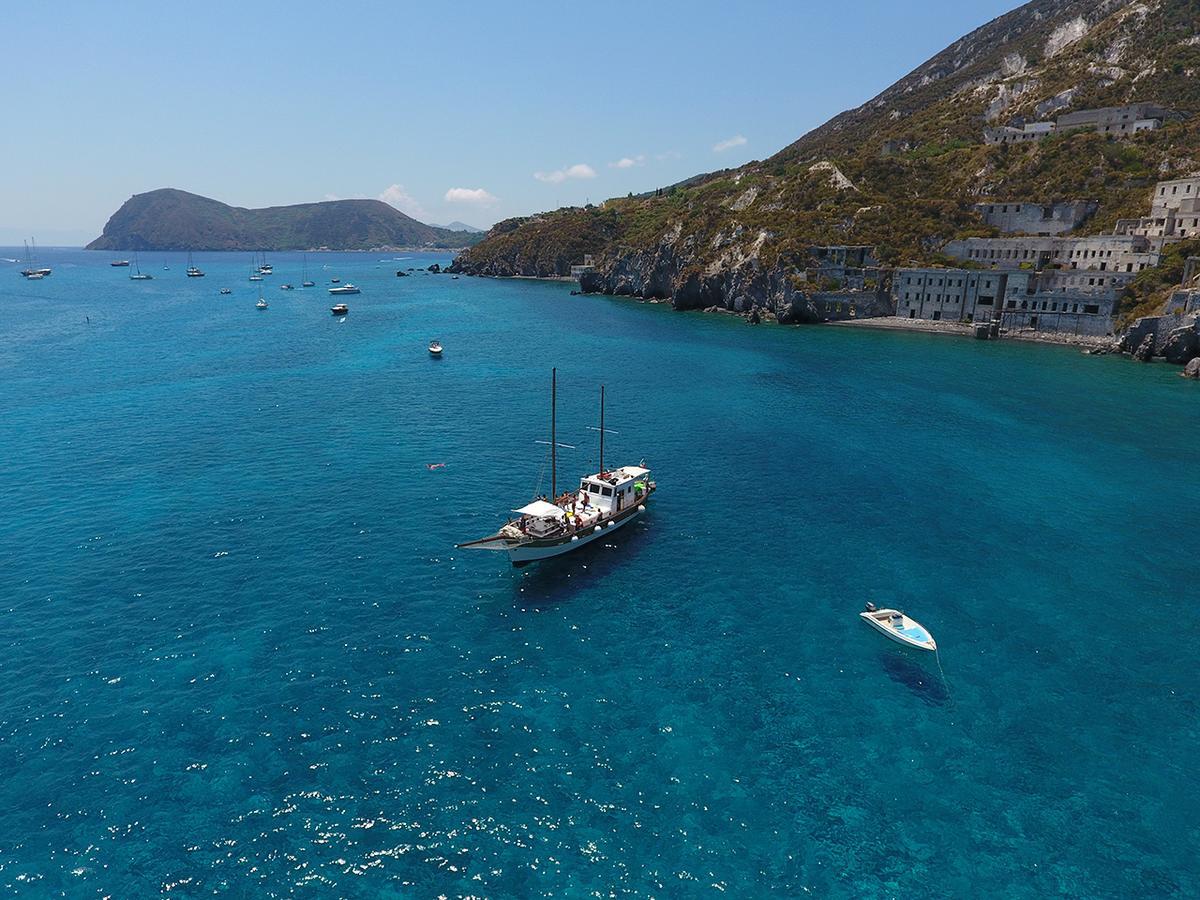 Villa A Lipari Luaran gambar